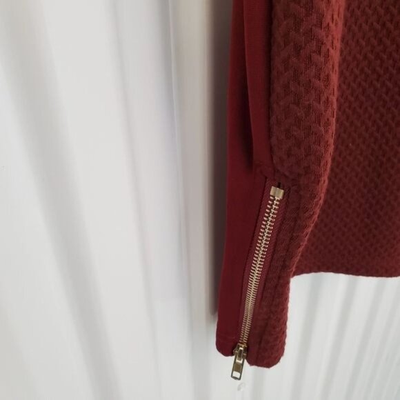 Valleygirl | Maroon Pointe Dress - Picture 3 of 8